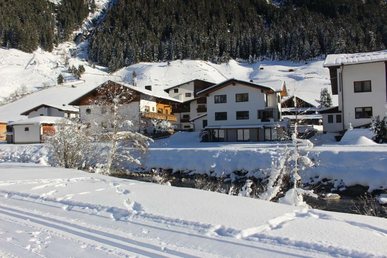 Apart Alpenjuwel Sankt Leonhard im Pitztal Exterior photo